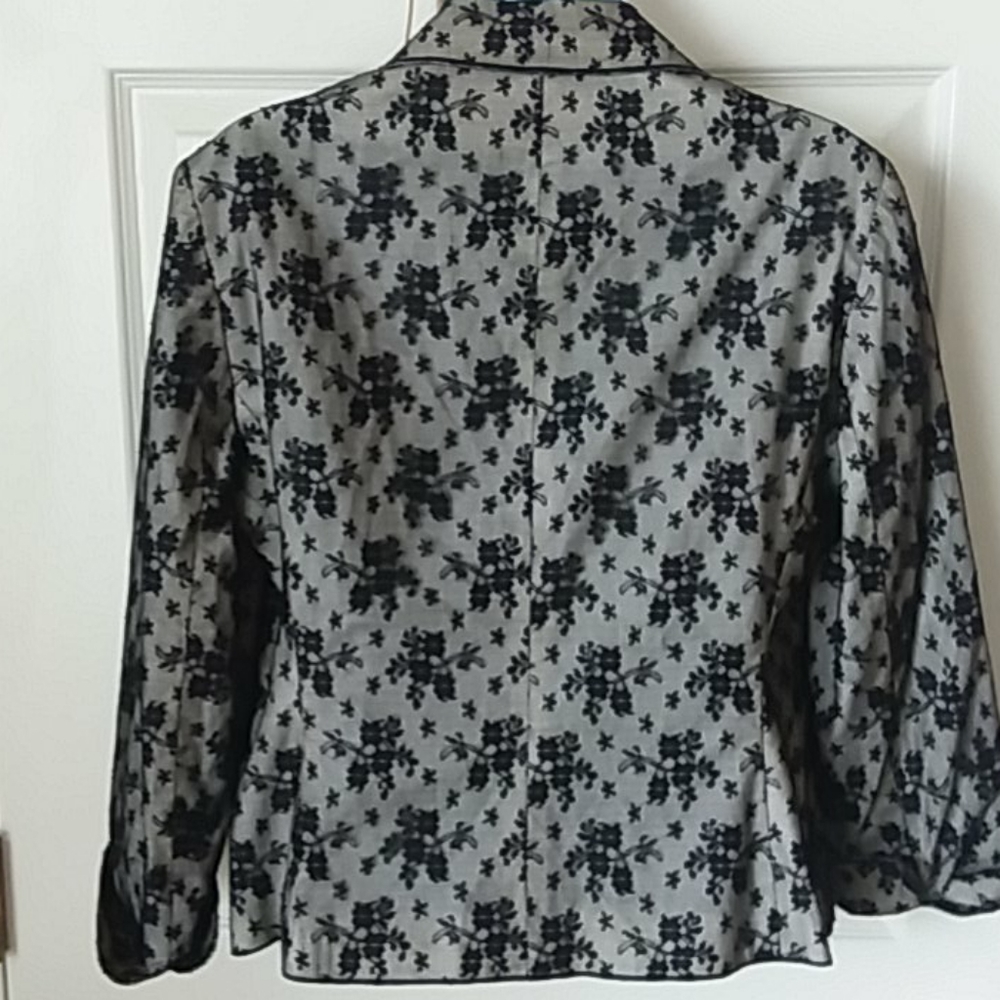 Sexy Jacket - Picture 4 of 4